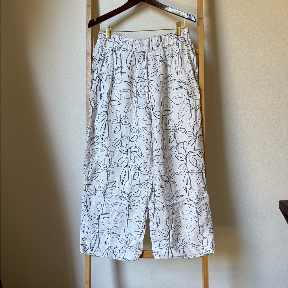 Cynthia Rowley Black and White Leaf Print Midi Pants 100% Linen